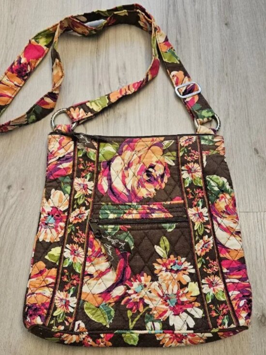 Vera Bradley Handbags - Vera Bradley Hipster Crossbody English Rose Retired Floral Bag